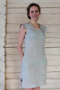 gestreiftes Leinen-Kleid