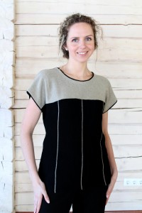 zweifarbige gestrickte Leinen-Bluse
